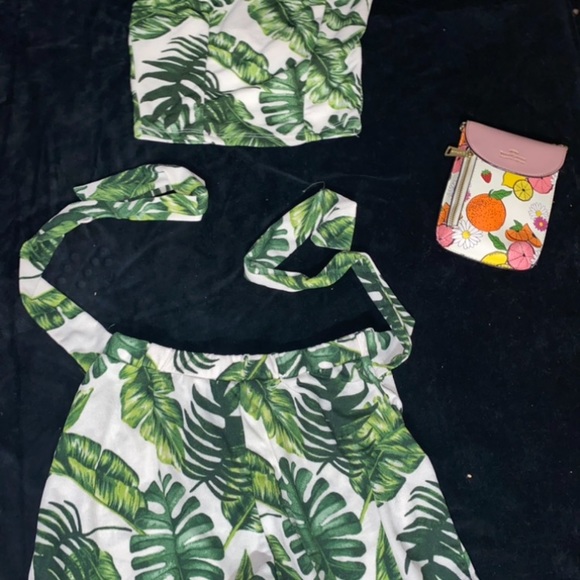 Cute Two Piece Set - Picture 2 of 5